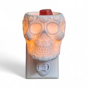 Scentsy Skull Plug-In Wall Warmer